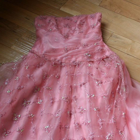 Formal Gown /Size L / 12 - Picture 13 of 14